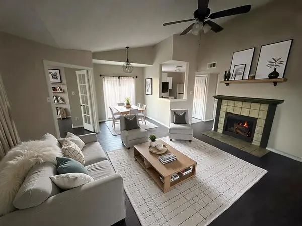 409 411 Dollins Street, Cedar Hill, TX 75104