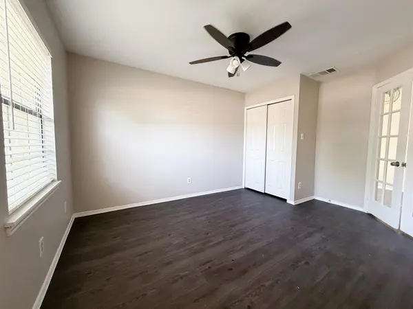 409 411 Dollins Street, Cedar Hill, TX 75104