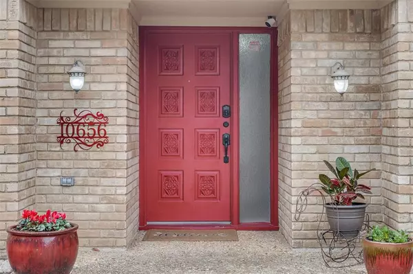 Dallas, TX 75229,10656 Cox Lane