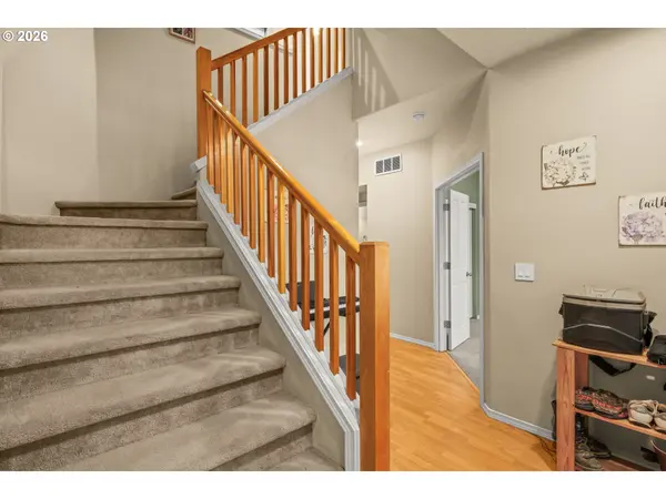 218 NW SAGAN LOOP, Sheridan, OR 97378