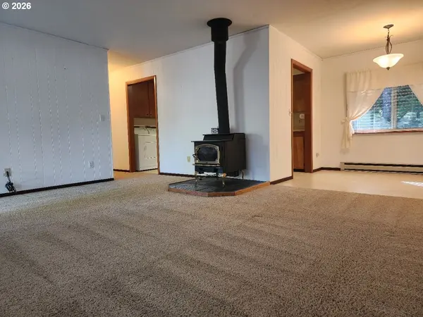 205 18TH ST, Port Orford, OR 97465