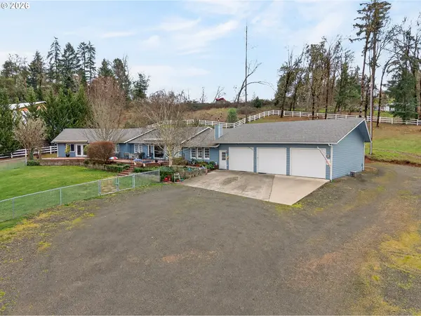 694 ORCHARD LN, Roseburg, OR 97471