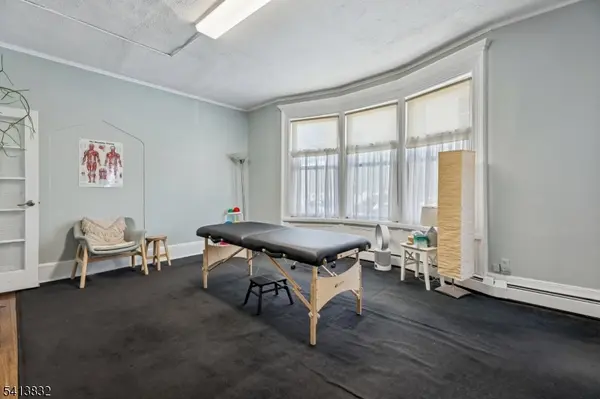 96 Park St, Montclair Twp., NJ 07042