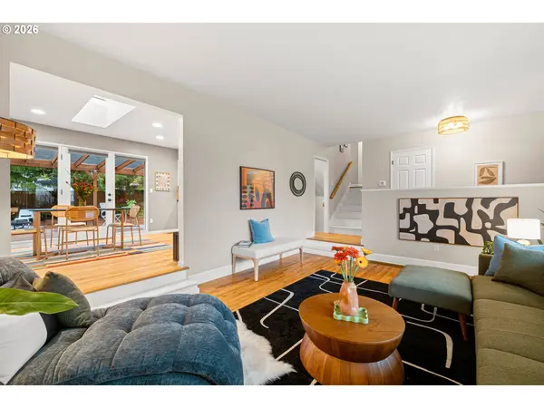 Portland, OR 97230,1744 NE 153RD PL