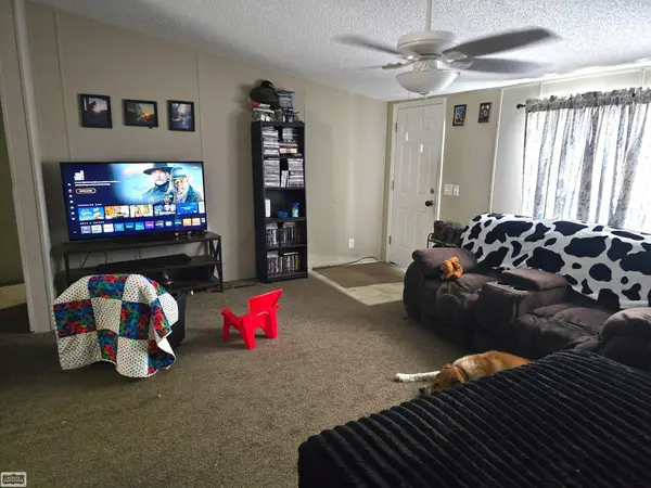 21310 Boquet DR, Macomb Twp, MI 48044