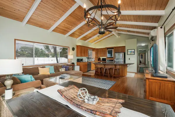 76-6185 ALII DR, Kailua Kona, HI 96740
