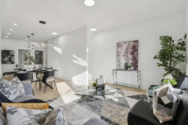 95 Saddlecrest CIR NE #204, Calgary, AB T3J0Z2