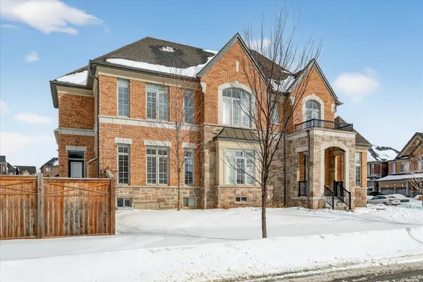 94 Brabin CIR, Whitby, ON L1P 0C1