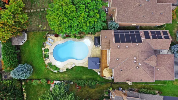 331 Kennedy ST W, Aurora, ON L4G 6L7