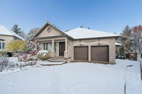 7 Tristan CT, Brampton, ON L6Y 5S2