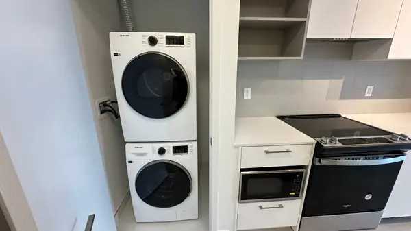 260 Malta AVE #718, Brampton, ON L6Y 0B5