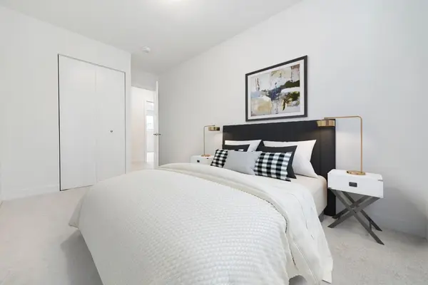 88 Tunbridge CRES #1, Hamilton, ON L8W 1L3