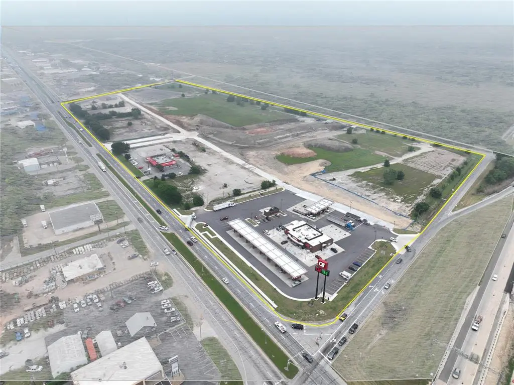 2801 Texoma Parkway, Sherman, TX 75090