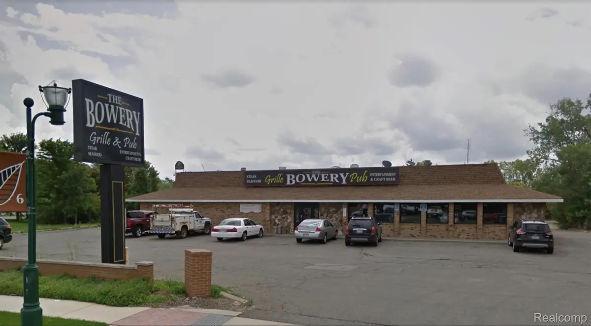 41275 Ford RD, Canton Charter Township, MI 48187