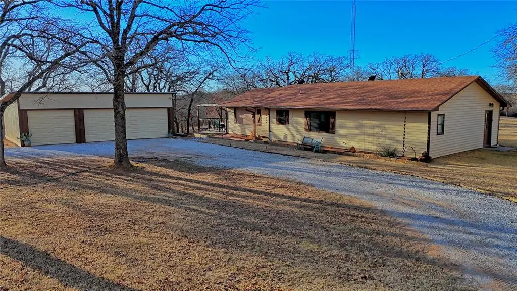 858 Ford Road, Bowie, TX 76230