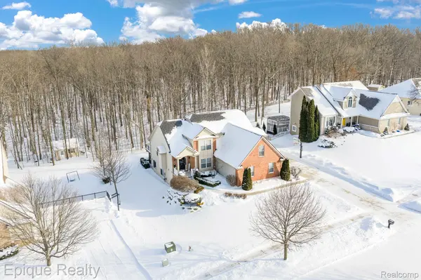 8459 Cranbrook DR, Grand Blanc Charter Township, MI 48439