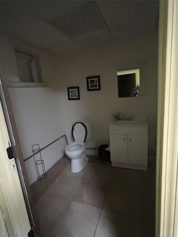 13657 Grand River AVE, Detroit, MI 48227