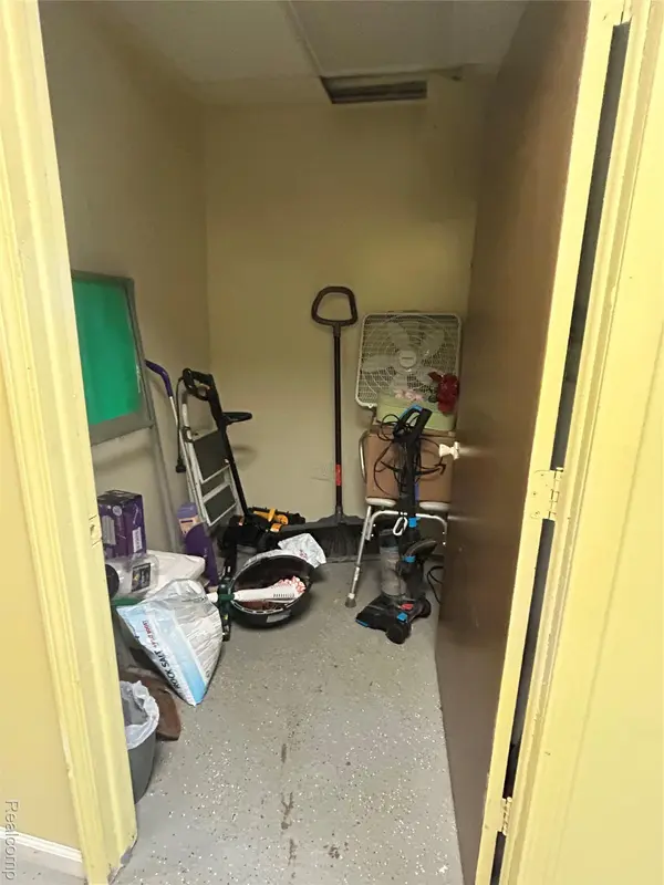 13657 Grand River AVE, Detroit, MI 48227