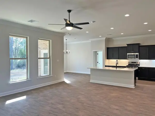 187 Lessie Drive, Stonewall, LA 71078