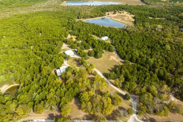 Bonham, TX 75418,1229 County Road 3105