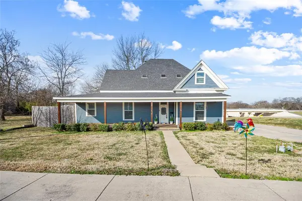 602 S Main Street, Farmersville, TX 75442