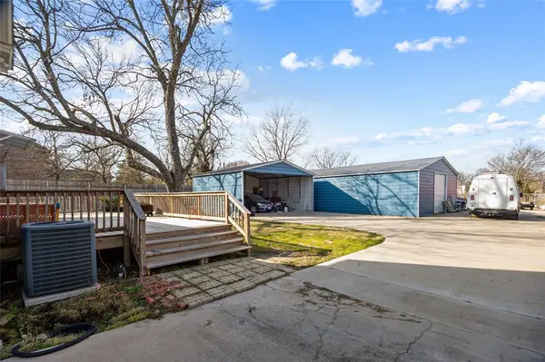 602 S Main Street, Farmersville, TX 75442