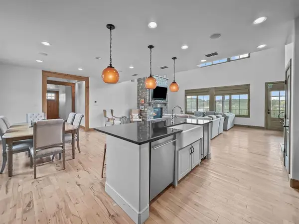 2044 Harbor Way #501, Graford, TX 76449