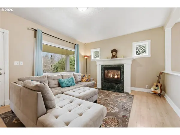 5850 SW VERMONT ST, Portland, OR 97219