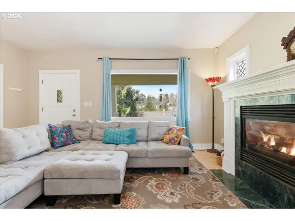 5850 SW VERMONT ST, Portland, OR 97219