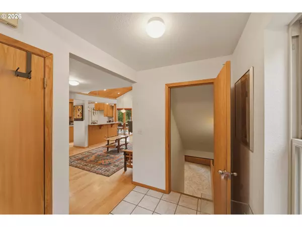 Bandon, OR 97411,88600 TROUT POND LN