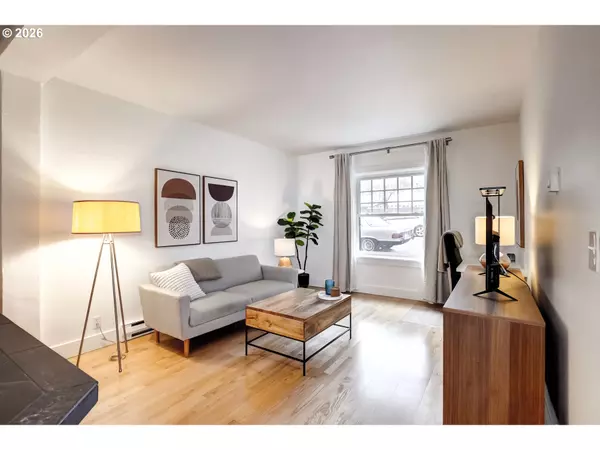 Portland, OR 97209,1829 NW LOVEJOY ST #103