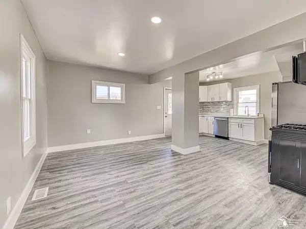 465 Riverview AVE, Monroe, MI 48162