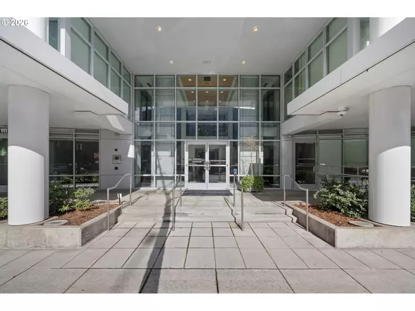 Portland, OR 97209,1310 NW NAITO PKWY ##1002A