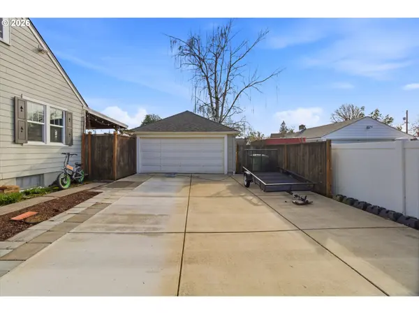 1160 COLUMBIA ST NE, Salem, OR 97301