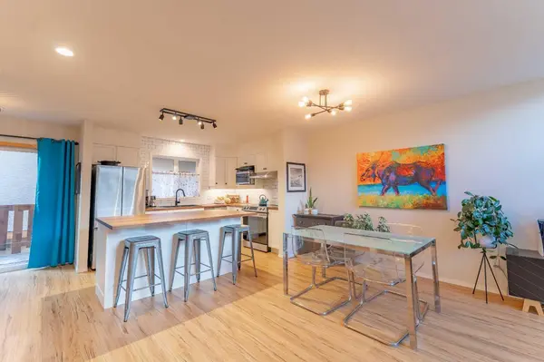 601 4th Street #2, Canmore, AB T1W2G7