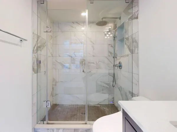 25 Maitland ST #1209, Toronto C08, ON M4Y 2W1