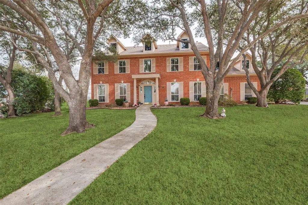 307 Chestnut Cove Circle, Southlake, TX 76092
