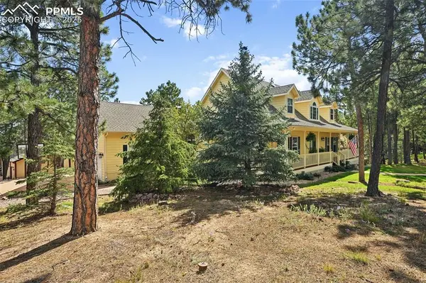 15595 Falcon Ridge CT, Colorado Springs, CO 80921