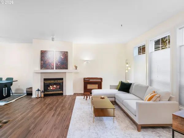 13210 SE 7TH ST #J45, Vancouver, WA 98683