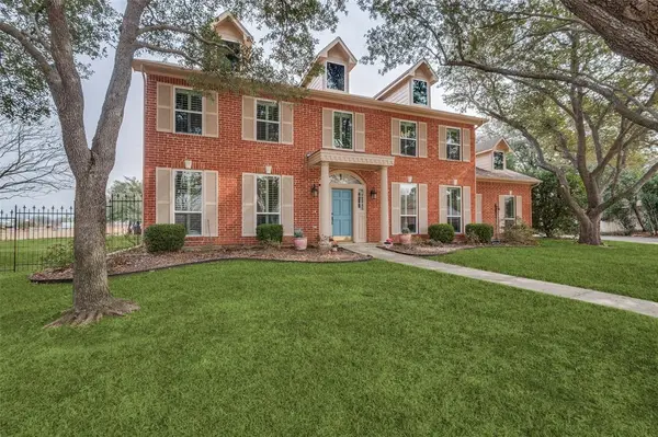 307 Chestnut Cove Circle, Southlake, TX 76092