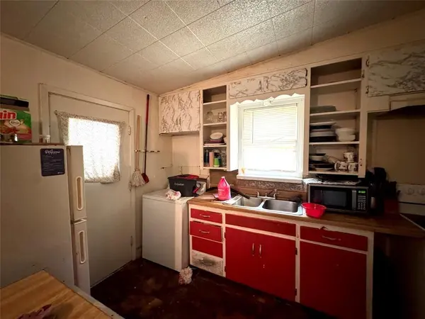 1007 N 17th Street, Temple, TX 76501