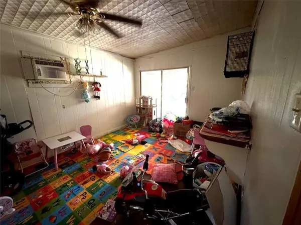 1007 N 17th Street, Temple, TX 76501