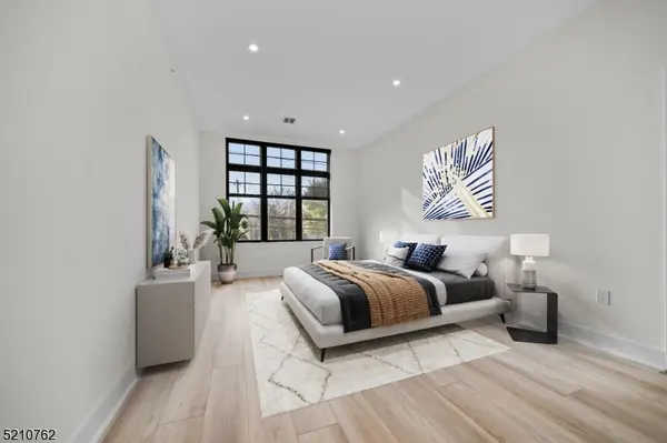 1 Union Ave #201, Cresskill Boro, NJ 07626