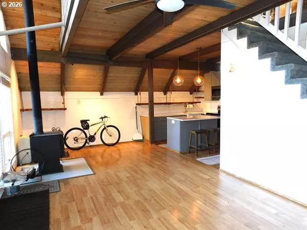 Birkenfeld, OR 97016,71267 NORTHSHORE DR