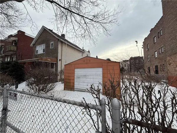 1472 67th ST, Brooklyn, NY 11219