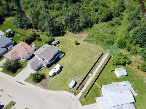 21 Springwood DR NE, Slave Lake, AB T0G 2A2