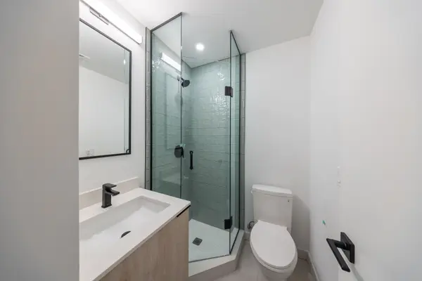 1635 Military TRL #332, Toronto E10, ON M1C 1B2