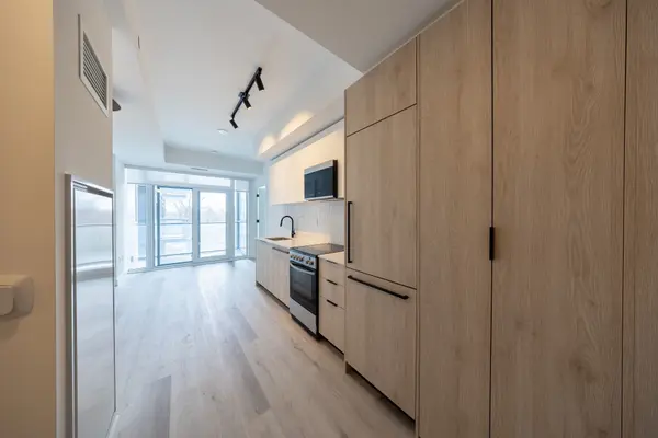 1635 Military TRL #332, Toronto E10, ON M1C 1B2