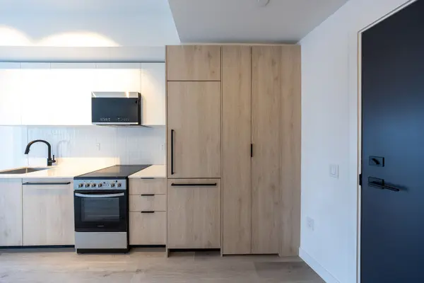 1635 Military TRL #332, Toronto E10, ON M1C 1B2