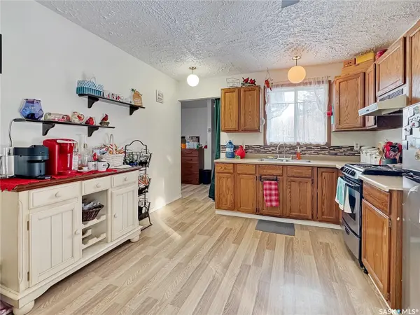 301 & 303 Otter STREET, Cut Knife, SK S0M 0N0